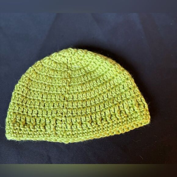 NEW Handmade Crocheted Adult Hat - Picture 2 of 8